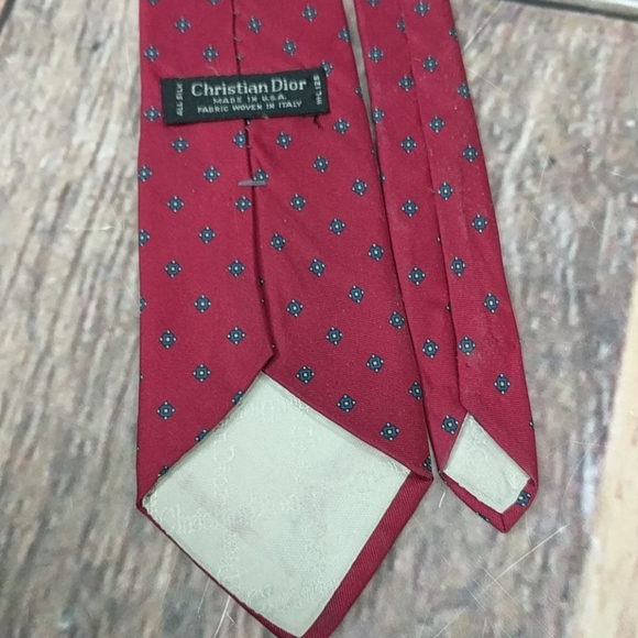 Christian Dior Mens Necktie Red with Blue Diamonds - Picture 3 of 5